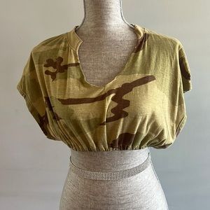 Hunters Peak Rugged Wear | 2XL | Green/Brown | Cropped Camo Top